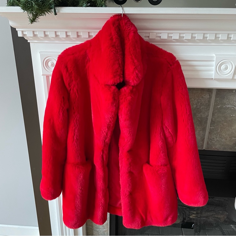 APPARIS Sophie Faux Fur Coat